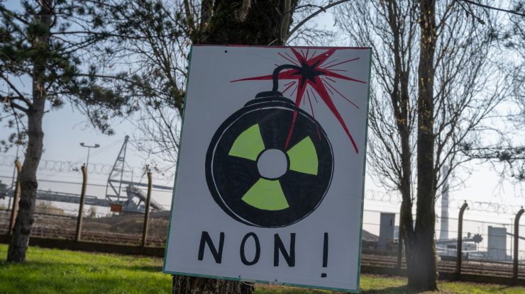 Rușii au împrăștiat material radioactiv în jurul centralei Cernobîl