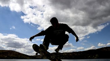 Ministerul Sportului recunoaşte oficial trei noi ramuri sportive: skateboard, arc istoric şi roundnet