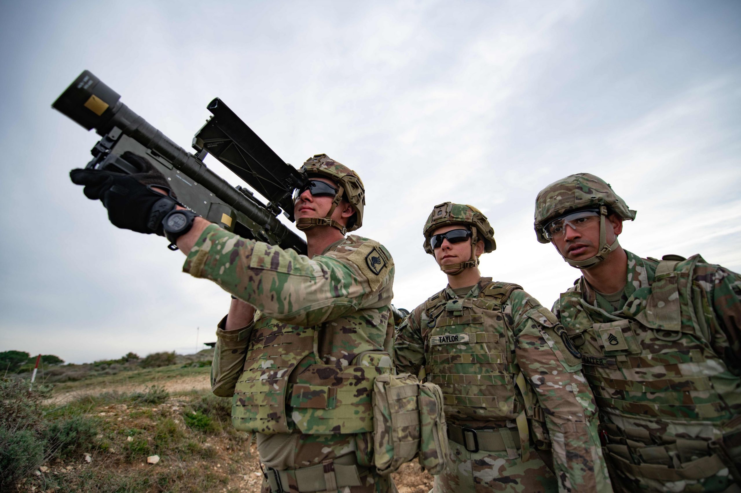 Șefii armatei britanice spun că trupele sunt „gata de luptă” dacă va fi nevoie de ele în Ucraina