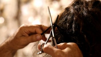 O organizație non-profit din San Francisco folosește părul uman pentru a curăța scurgerile de petrol