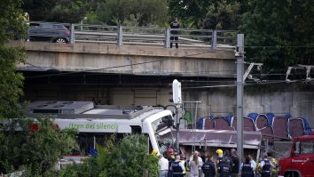 Un mort și 9 răniți în urma unui accident feroviar în Barcelona