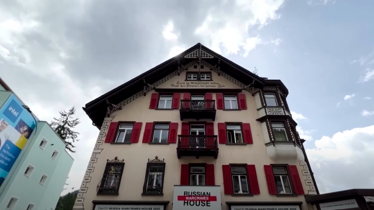 Casa Crimelor de Război. Imobilul folosit de Rusia pentru a se promova la Forumul Economic Mondial a fost redenumit