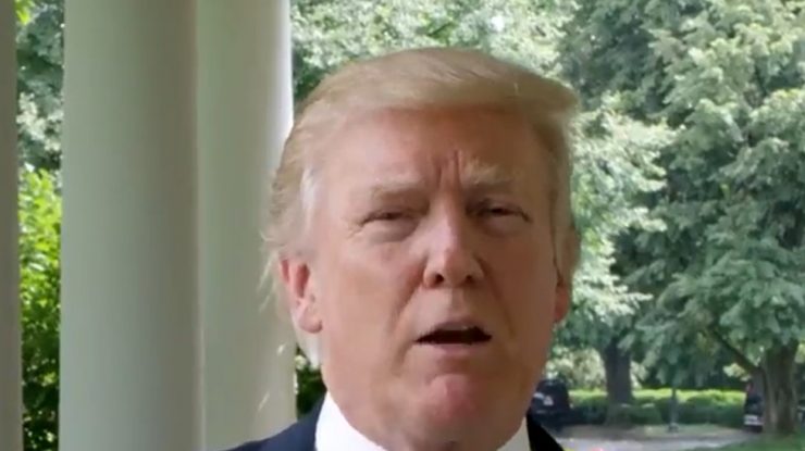 Un fost consilier anunță că Trump a vrut să se alăture revoltei de la Capitoliu și că a încercat să forțeze volanul limuzinei