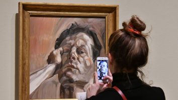 Mai multe scrisori au adus noi indicii despre orientarea sexuală a lui Lucian Freud