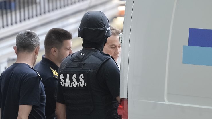 Radu Mazare paraseste sediul ICCJ marti, 21 mai 2019, dupa ce a fost adus de la Penitenciarul Rahova la Inalta Curte de Casatie si Justitie (ICCJ) din Bucuresti, pentru a fi confirmat mandatul de arestare preventiva dispus in dosarul Polaris in care a fost condamnat, in prima instanta, la 9 ani si 10 luni de inchisoare.