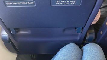 Compania aeriană Ryanair a creat vâlvă pe Twitter manifestând lipsă de respect față de o pasageră