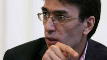 Adrian Toni Neacșu, avocat: „Ce se întâmplă în Justiție, cu exodul magistraților, este o catastrofă. (…) Este greu ca Legile Justiției să treacă de examenul de constituționalitate al CCR”