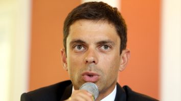 FRF reacţionează la decizia ministrului Eduard Novak referitoare le ponderea sportivilor români