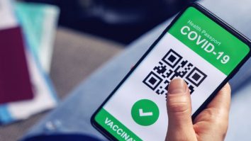 Parlamentul European a prelungit valabilitatea certificatul COVID-19