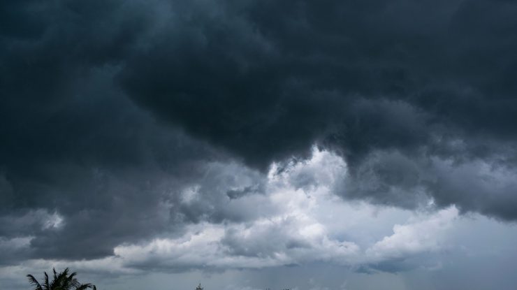 Cod roșu de furtună în București