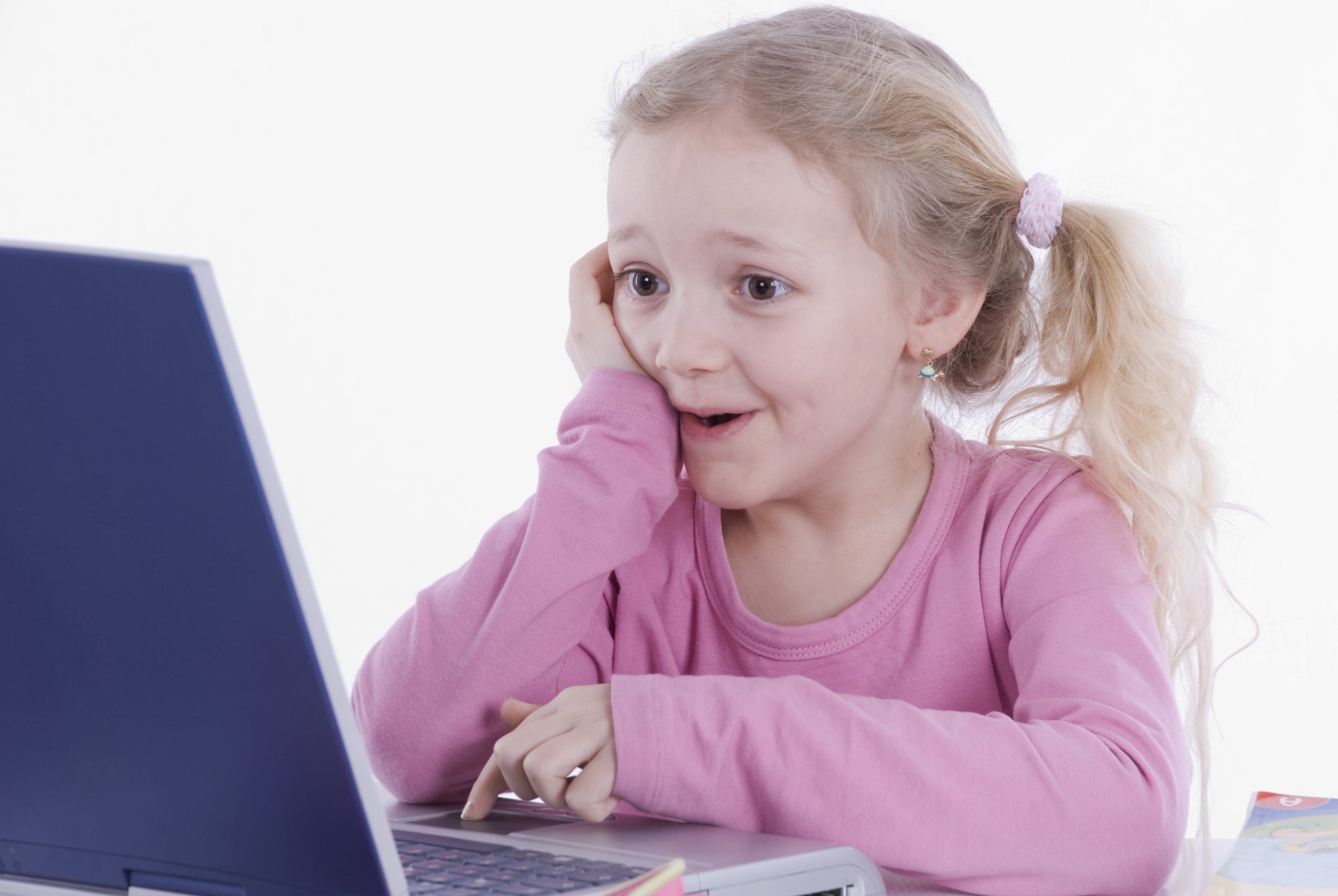 Comisia Europeană are o nouă strategie pentru protecția copiilor în online