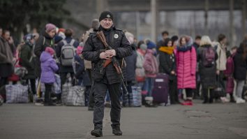 Noi eforturi de salvare în curs de desfășurare la oțelăria Azovstal din Ucraina