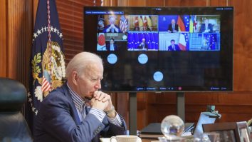 Joe Biden face din energia regenerabilă o problemă de securitate națională
