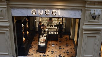 Gucci va accepta efectuarea de plăți în criptomonede în unele magazine din SUA