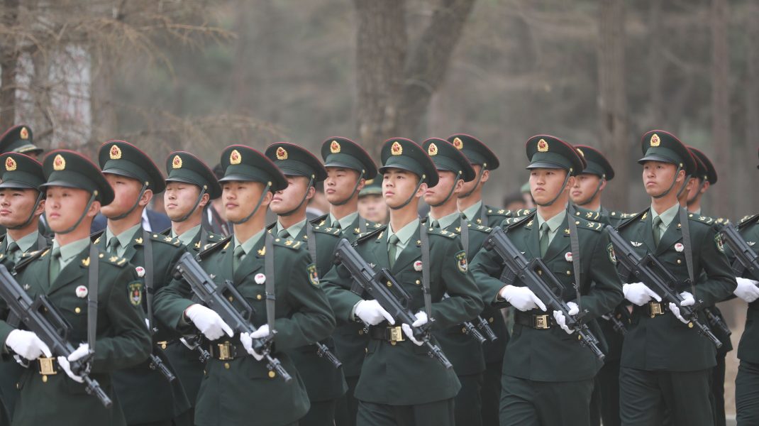 Armata Chinei e pregătită de război