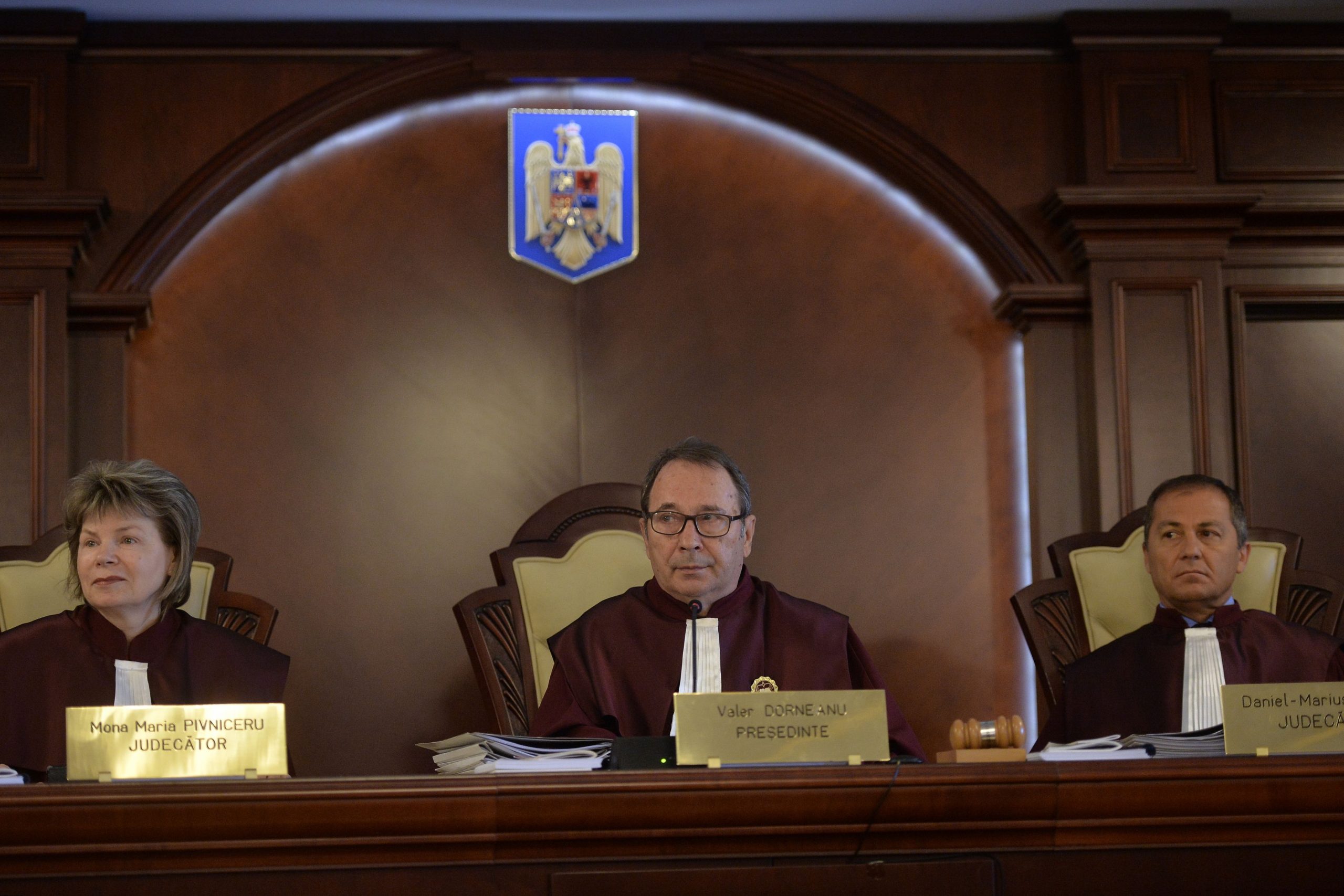 USR contestă candidații pentru CCR, pe motiv că niciunul nu îndeplinește condițiile de judecător