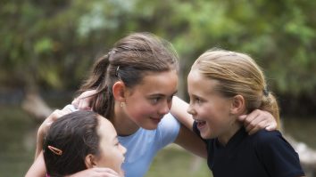 STUDIU. Cum folosesc copiii conflictul pentru a câștiga popularitate