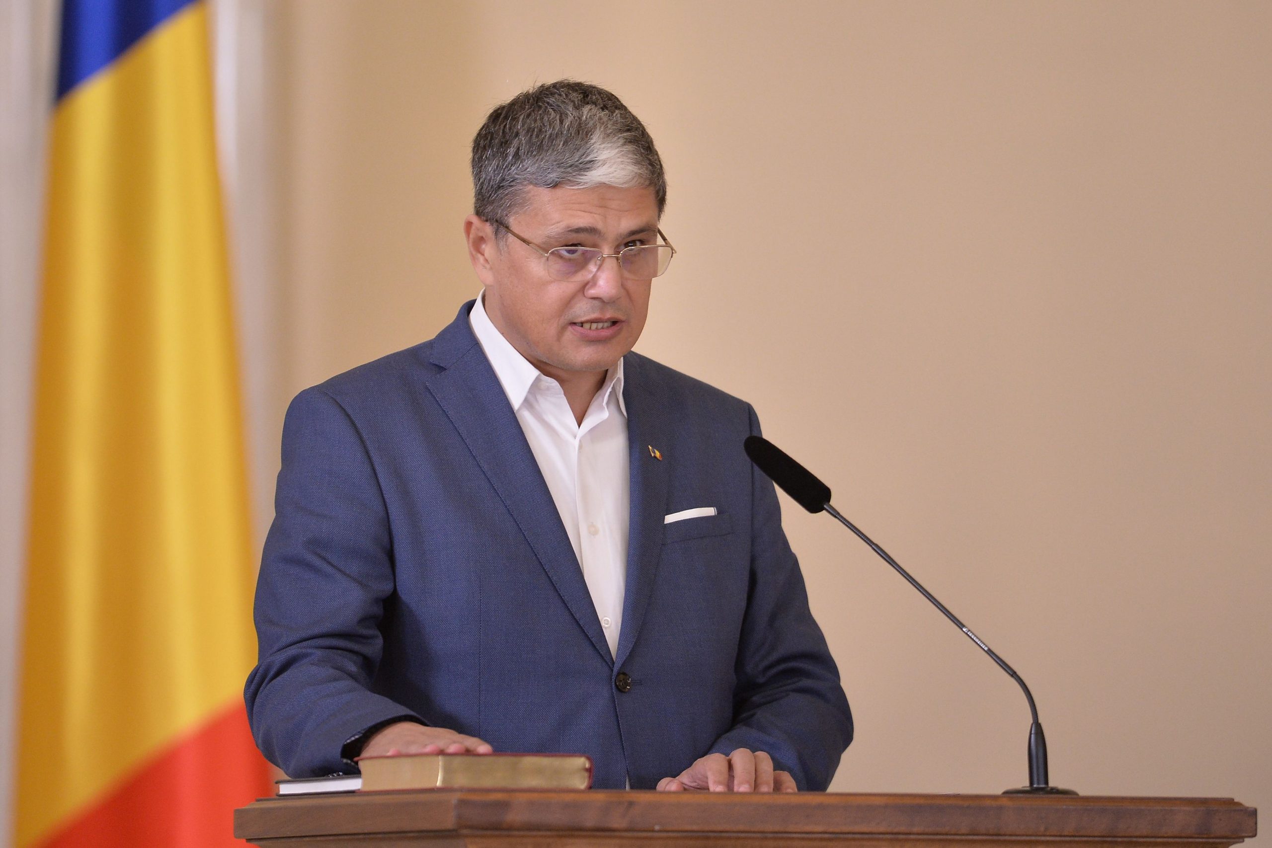 Guvernul anunță ca va distribui milioane de vouchere sociale de la 1 iunie. Tichetele au valoarea de 250 de lei