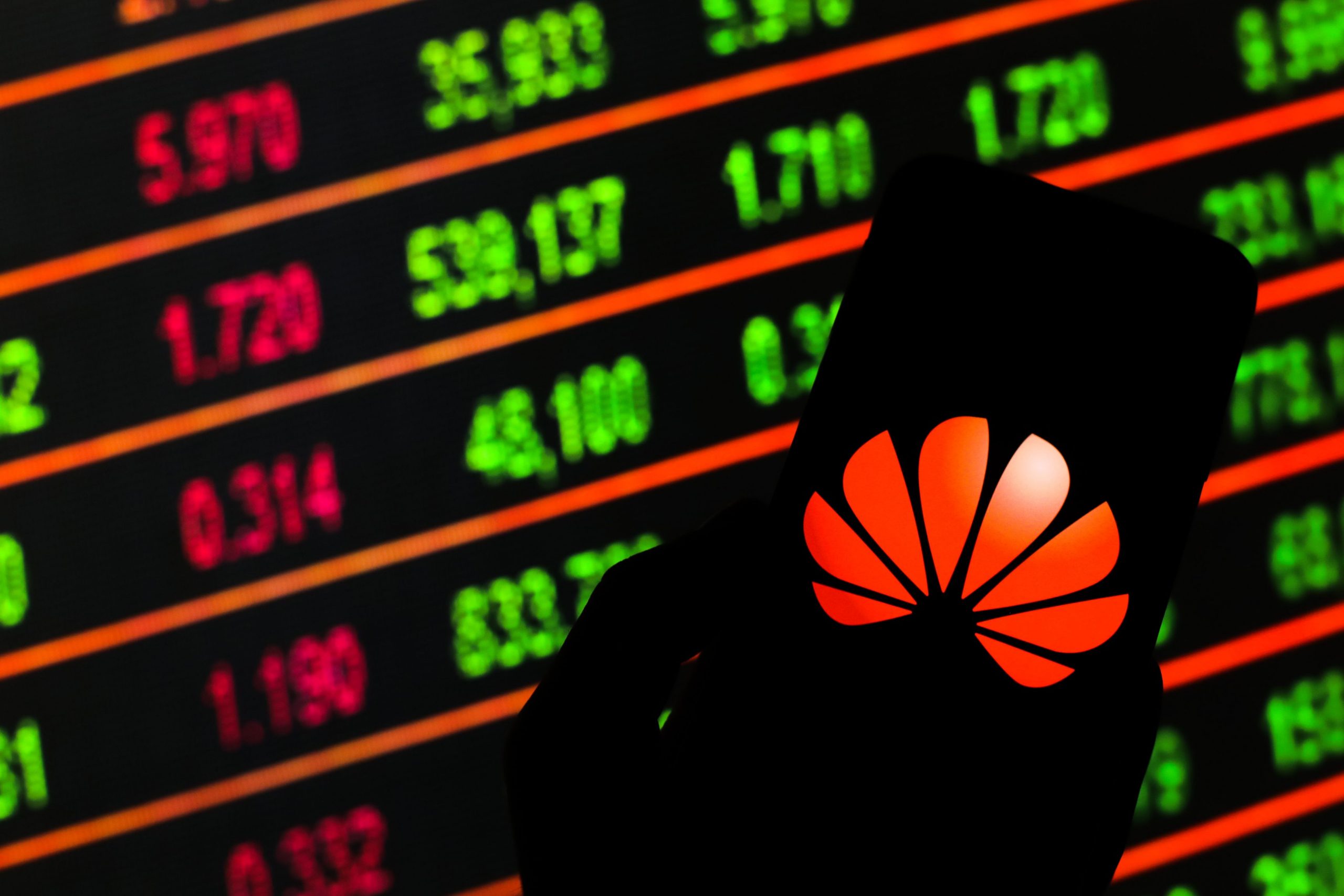 Canada va interzice operatorilor chinezi de telefonie Huawei accesul la rețelele 5G