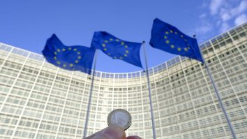 Bulgaria va trece la moneda euro în 2024