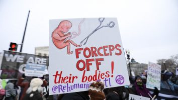 SUA elimină avortul
