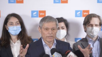 Dacian Cioloș a demisionat, oficial