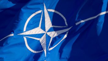 Suedia şi Finlanda vor depune miercuri cererile de aderare la NATO