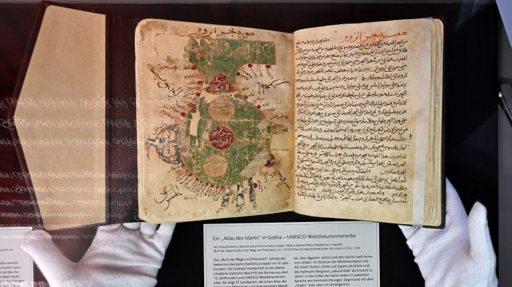 Google a ajutat la digitalizarea unor manuscrise de neprețuit din Timbuktu, Africa