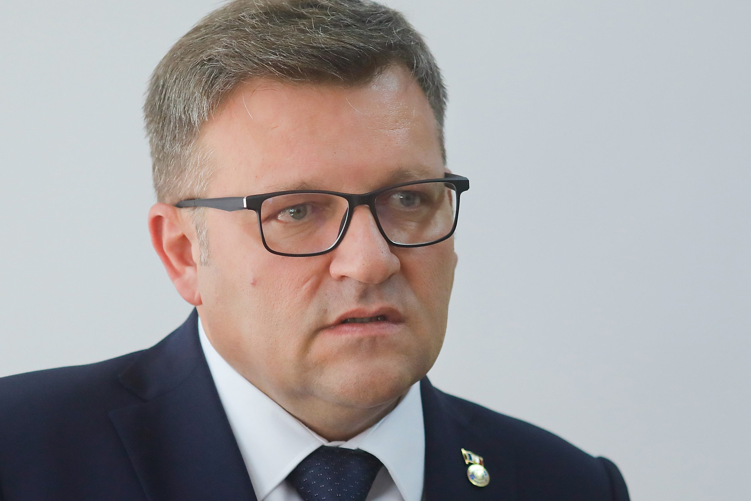 Ministrul Muncii, Marius Budăi, anunţă o premieră la Bursa locurilor de muncă