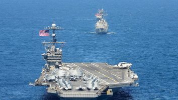 Marinarii de pe USS George Washington se sinucid