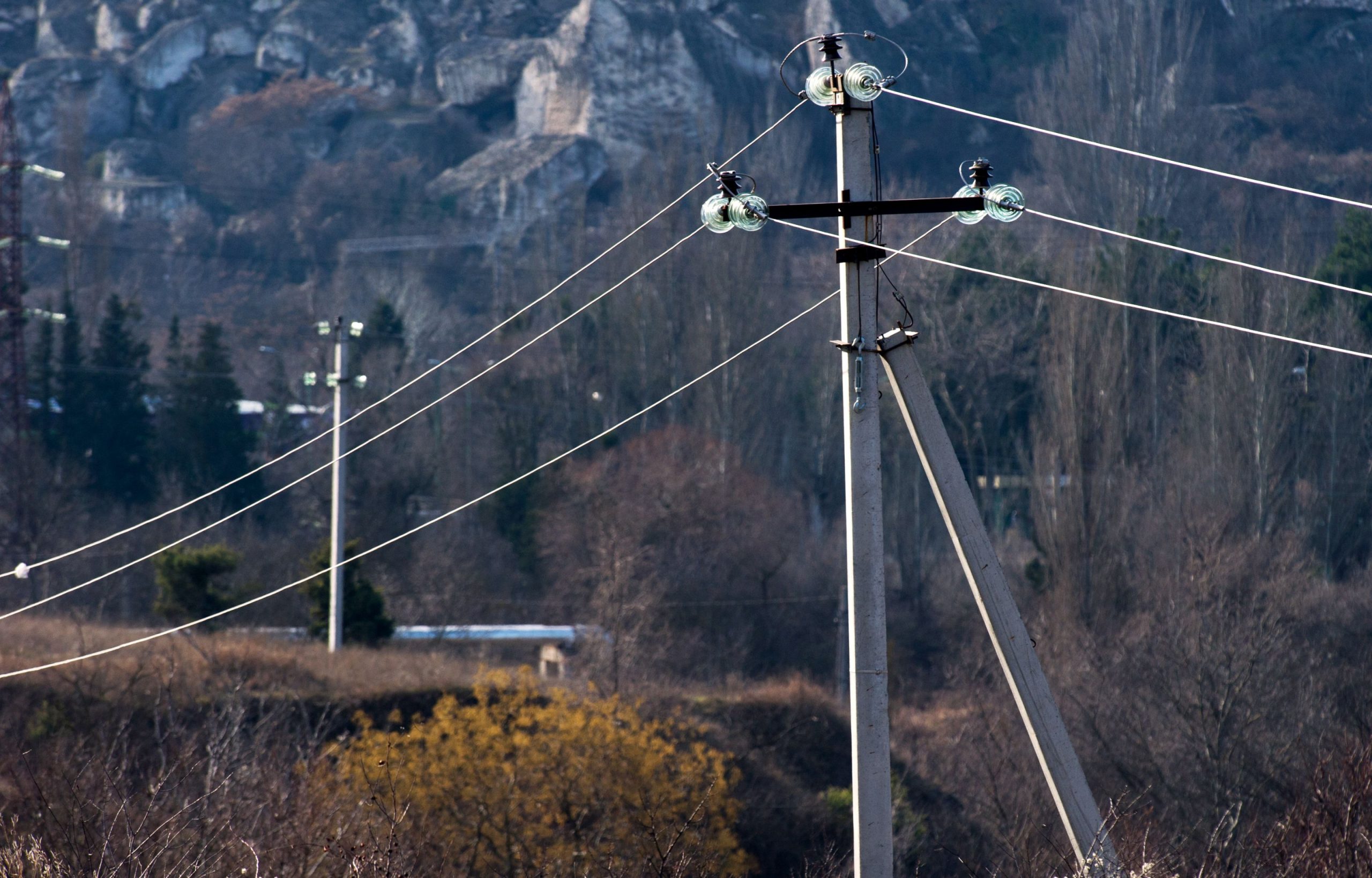 În ultimul deceniu, România a rămas fără 9% din capacitatea de producţie de energie electrică