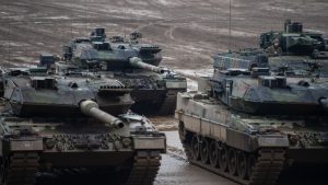 Polonia acuză Germania că o lasă fără tancuri.