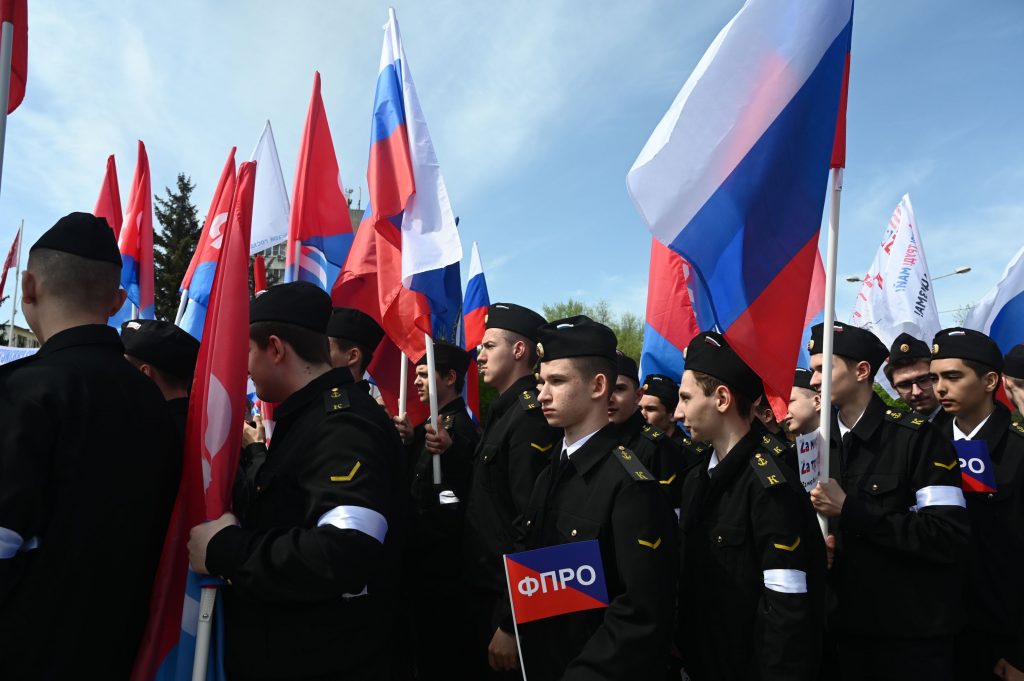 Rusia ar putea chema la arme sute de mii de tineri