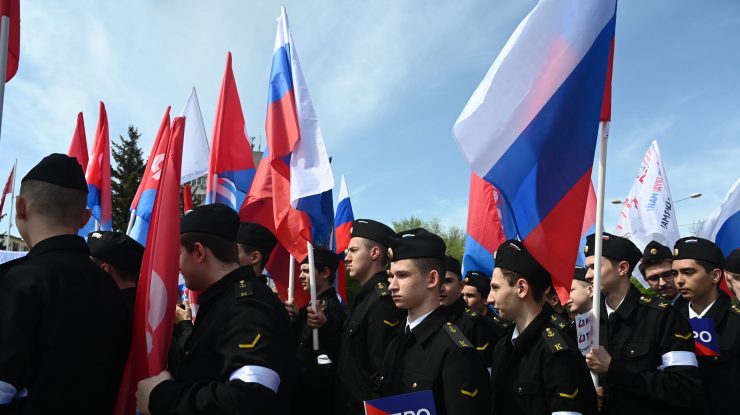 Rusia ar putea chema la arme sute de mii de tineri