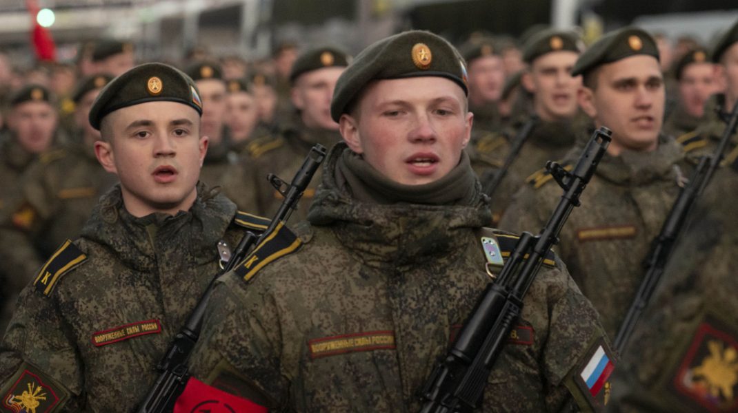 Rusia cheltuiește 900 de milioane de dolari pe zi pentru războiul din Ucraina