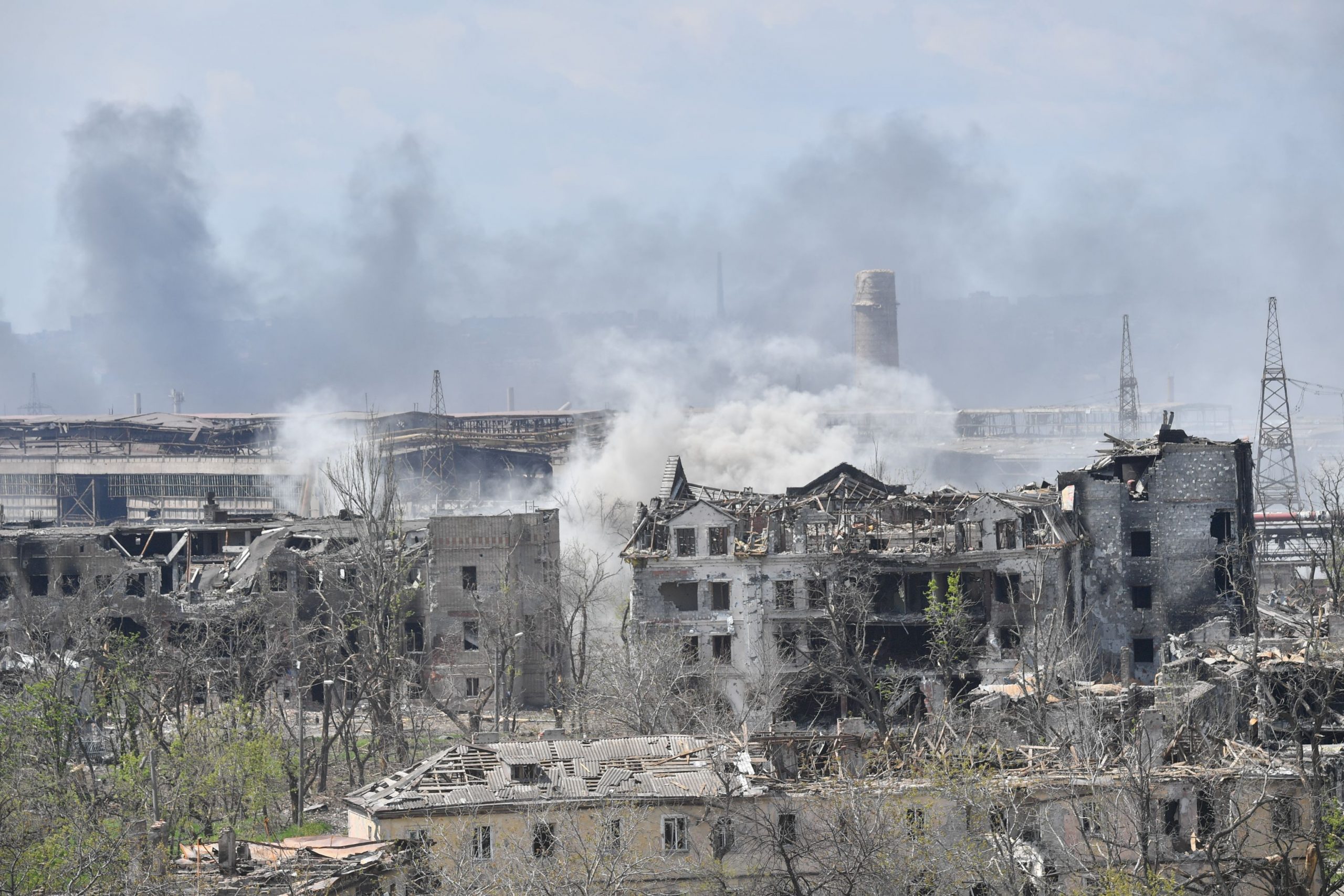 LIVE UPDATE. 83 de zile de invazie. Soldații care au ieșit de la Azovstal devin prizonieri ai rușilor