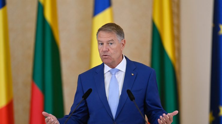 Președintele Klaus Iohannis a promulgat legea Offshore