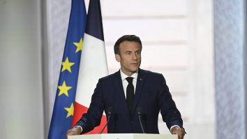 Emmanuel Macron promite să conducă Franța după o nouă metodă