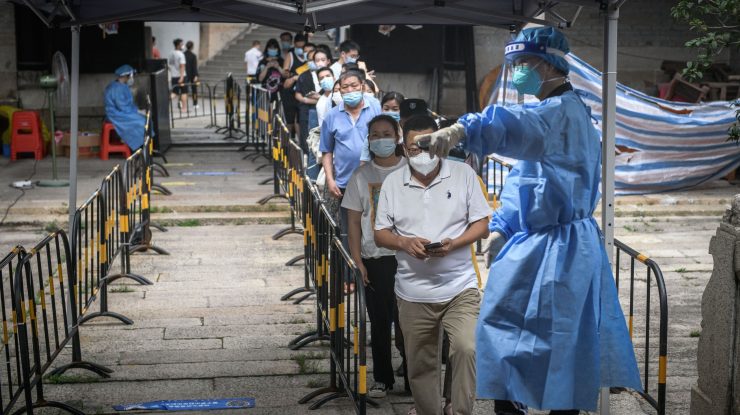 Bilanţ COVID. Peste 380 de noi cazuri şi 5 decese, raportate în ultimele 24 de ore