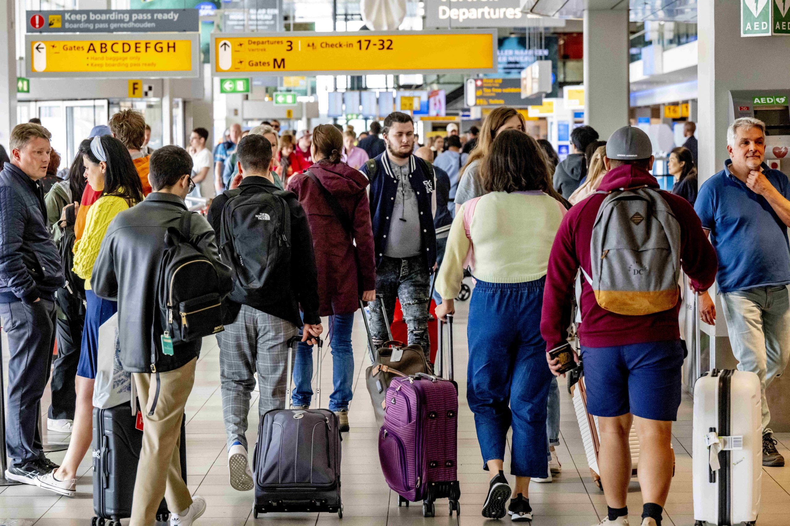 Cinci trucuri tech pentru călătorii. Cum te ajută ChatGPT pentru a crea întregul itinerar