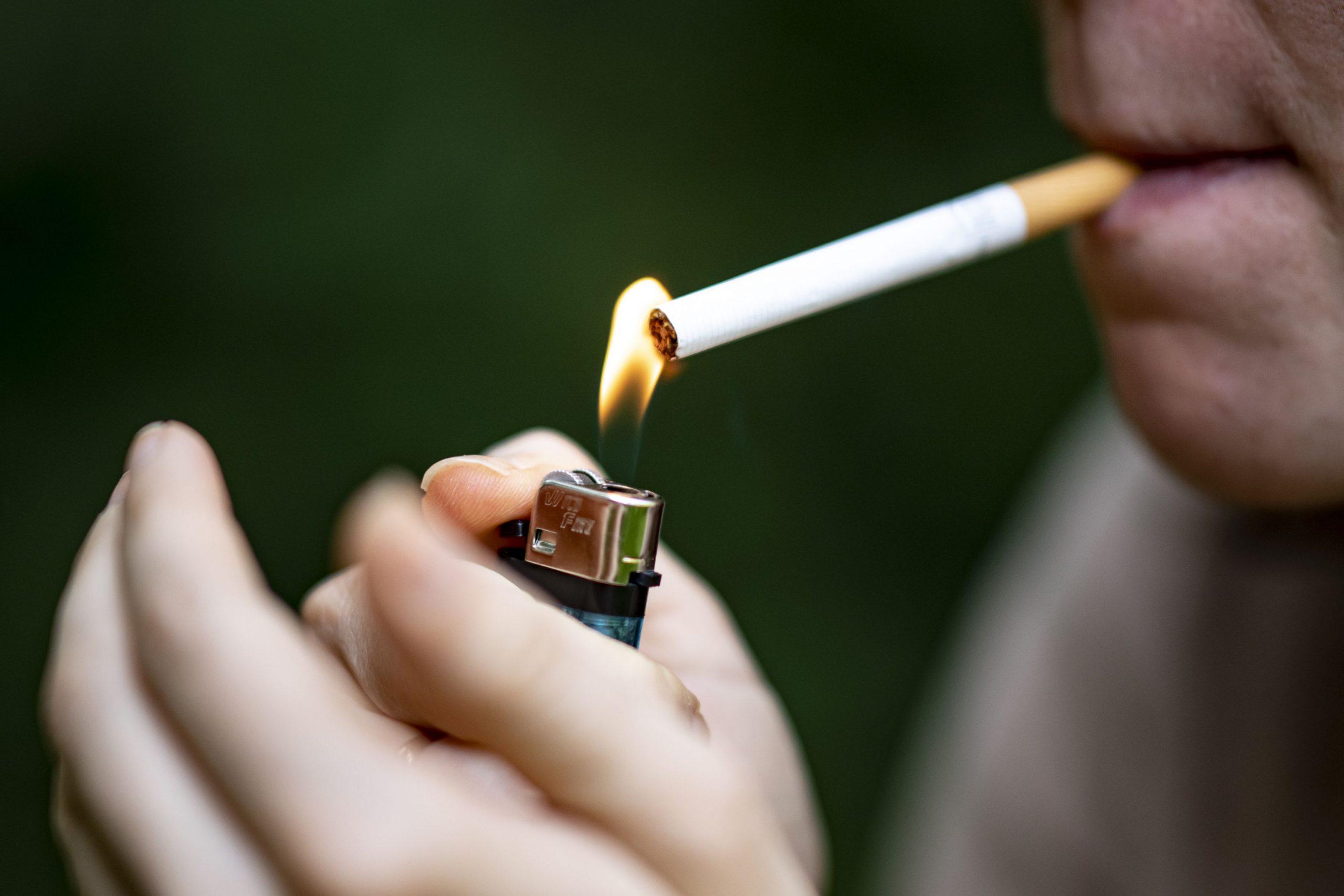 Consumul produselor din tutun scade la nivel mondial. Fumatul ucide peste 8 milioane de oameni anual