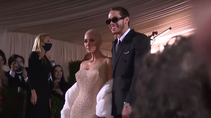 Kim Kardashian a fost dur criticată de designer-ul lui Marilyn Monroe
