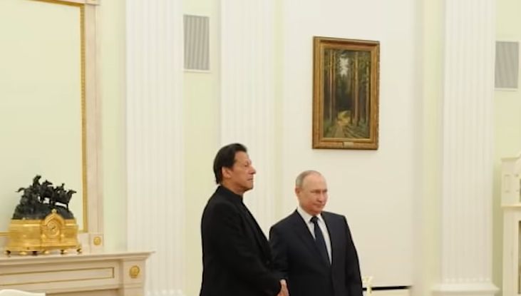 Fost prim-ministru pakistanez: „Cum naiba să știu că în ziua în care am aterizat la Moscova, Putin va invada Ucraina?”