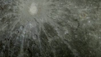 Planeta Mercur ar putea fi acoperită cu diamante