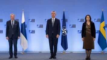 Suedia crede că Finlanda va solicita aproape sigur aderarea la NATO