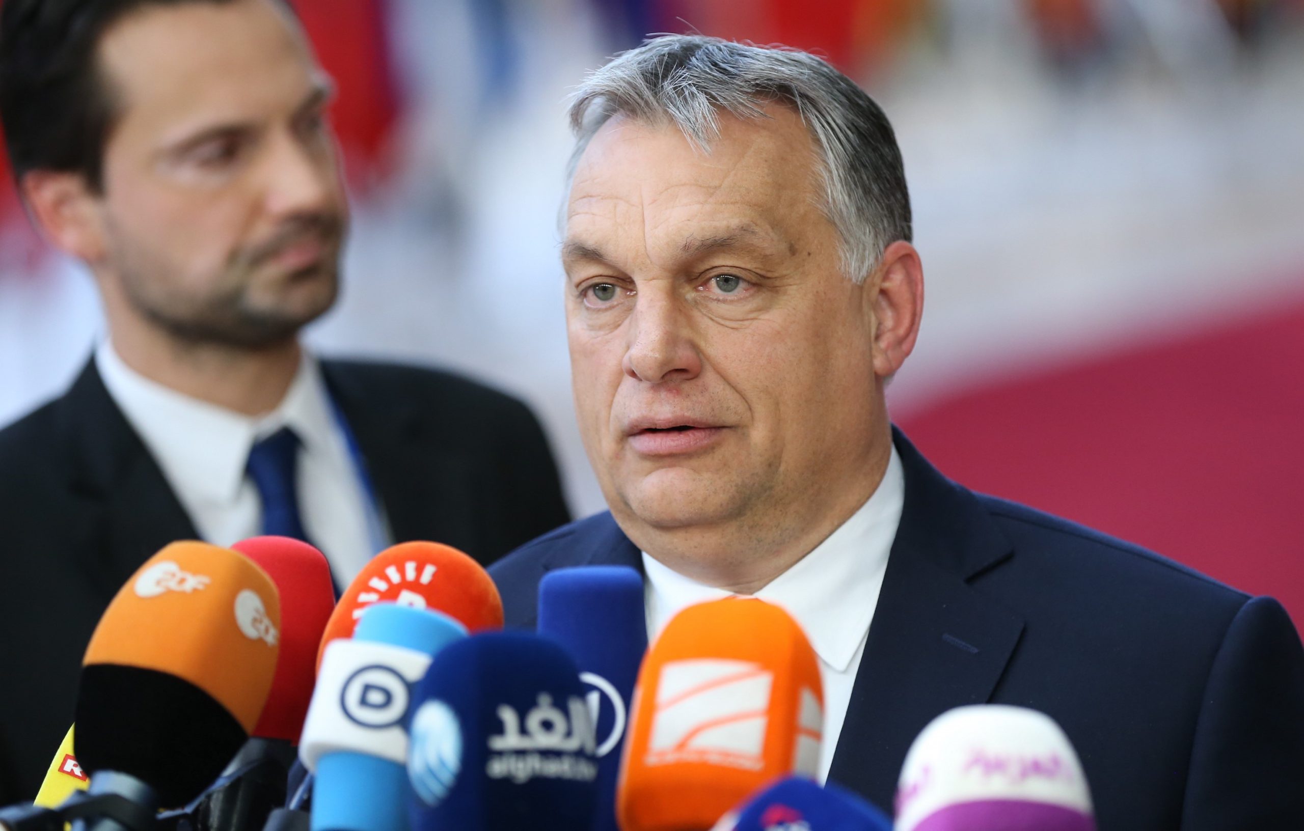 Viktor Orban, primit cu huiduieli în piața centrală din Austria. Oamenii, supărați pe discursul despre „amestecul rasial” al premierului ungar