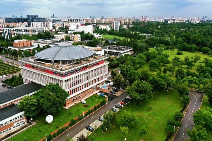 Parcul Universității Politehnica va fi redeschis după doi ani de pandemie. Care sunt regulile și orarul de acces