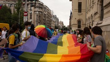 În ultimii ani s-a dublat numărul tinerilor care se identifică ca fiind homosexuali sau bisexuali, o spune un studiu din Marea Britanie