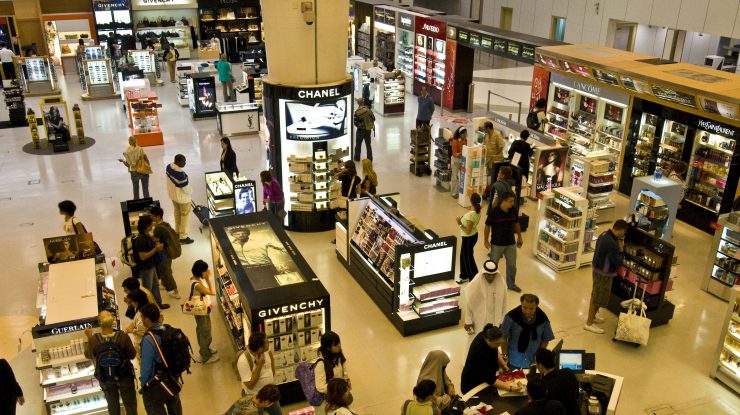 Specialiștii avertizează că vom vedea curând efectele războiului în comportamentul consumatorului european