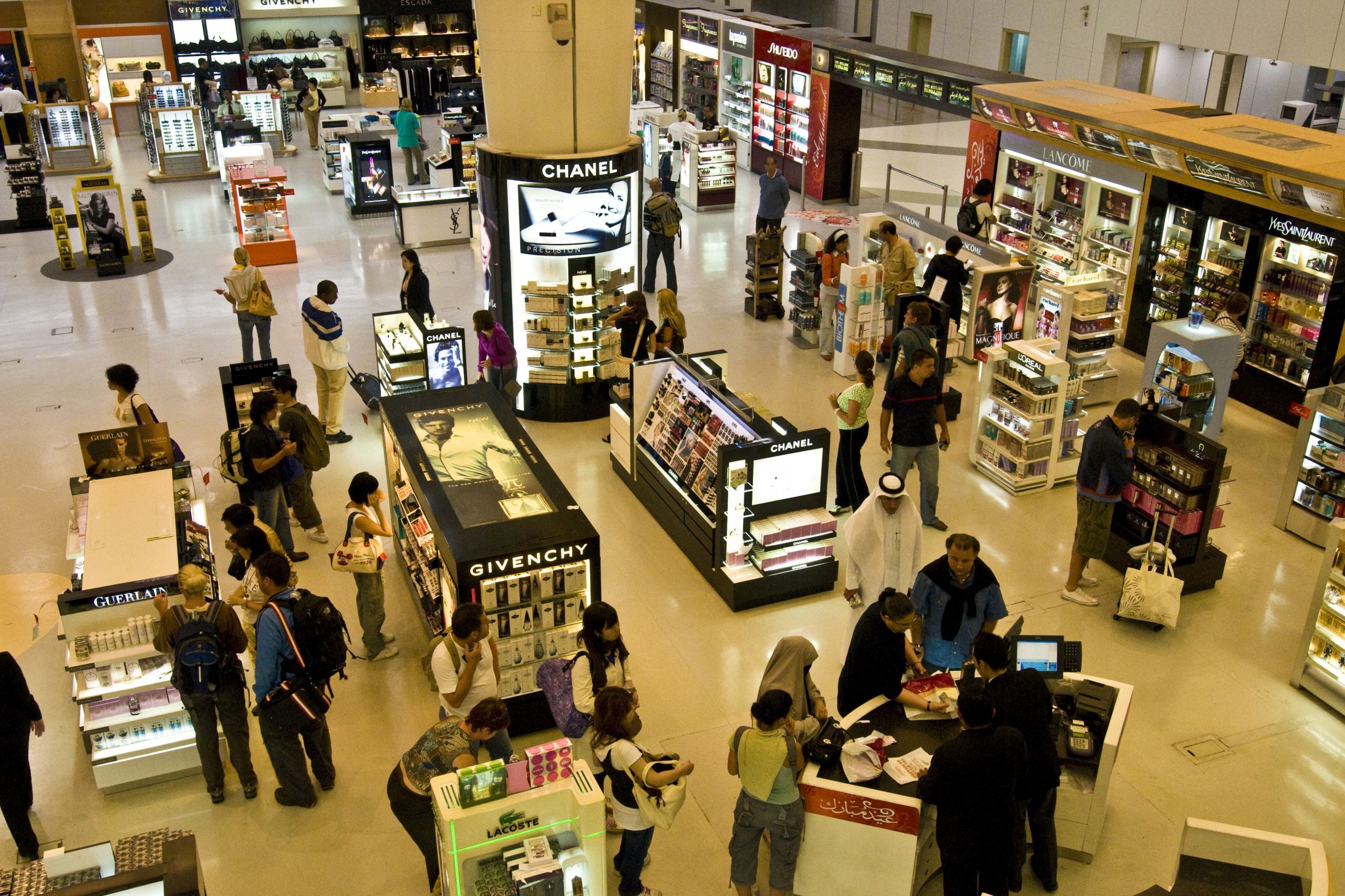 Specialiștii avertizează că vom vedea curând efectele războiului în comportamentul consumatorului european